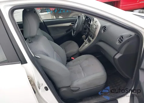 2009 Toyota Matrix z USA, uszkodzony, nr VIN 2T1KU40E99C189878